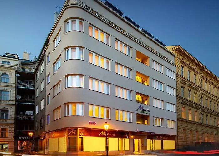 Mysterius Hotel Carnival Prag